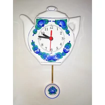 Teáskanna alakú ingás óra