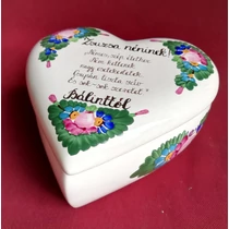 Szív alakú bonbonier idézettel, búcsúajándékként