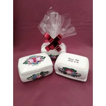 RÓNA Kft. szögletes bonbonier céges ajándéka