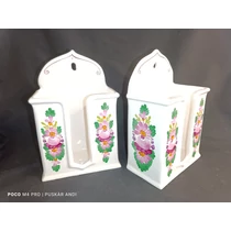 Kerámia papírzsebkendő tartó rózsaszínes-zöldes virággal