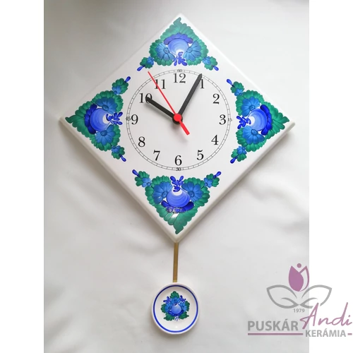 Négyzet alakú ingás óra