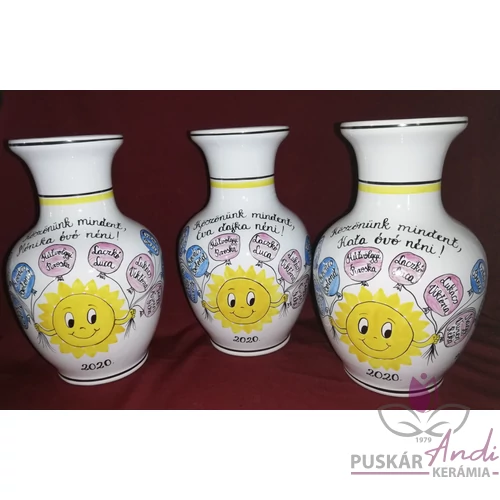 Napocskás váza óvodai ballagásra, csoportnévsorral a lufikban /12-15 név/  /24 cm/