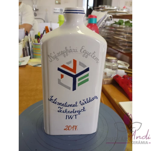 Butella céges ajándék egyedi feliratozással, névsorral