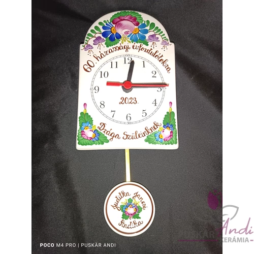 Ívelt tetejű ingás fali óra, házassági évfordulóra 