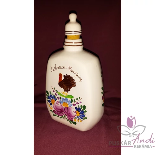 Emblémás retró pálinkás butella  8 dl